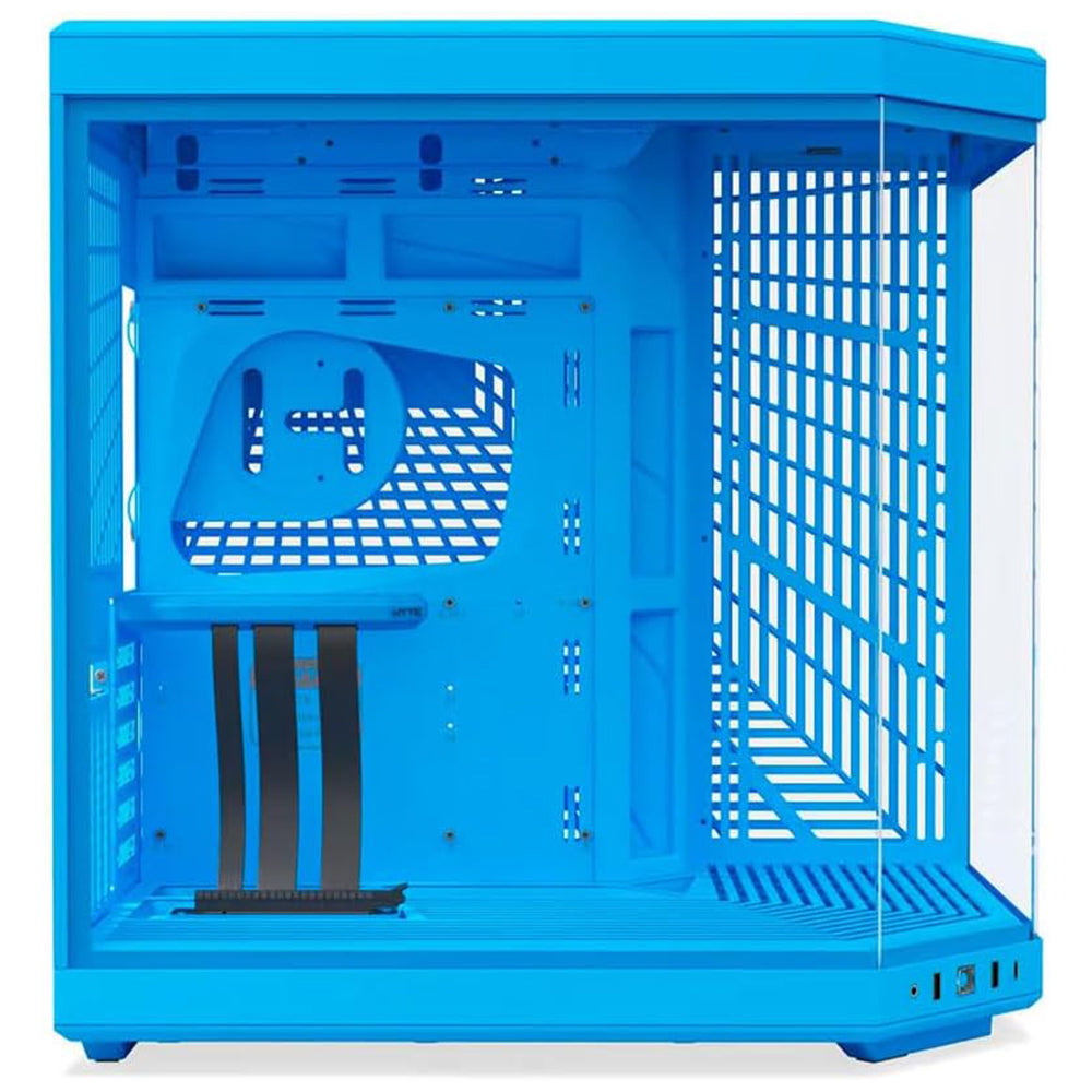 Case HYTE Y70 BLUEBERRY MILK PC Mid Tower ATX, E-ATX , Triplo Vetro temperato, Porte 1x USB-C 3.2 Gen 2, 2x USB-A 3.2 Gen 1