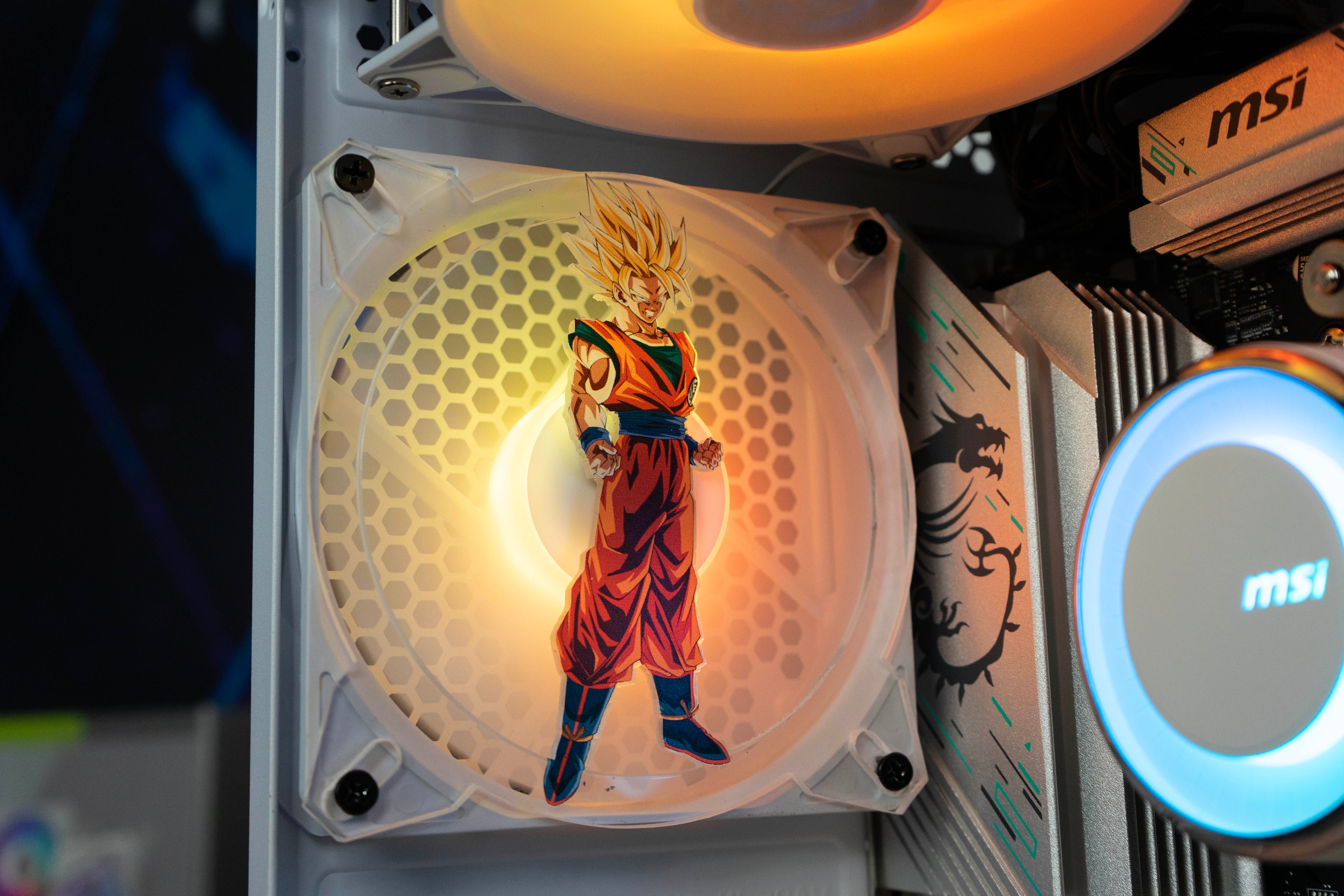 PC Gaming Customization (Dragon Ball)