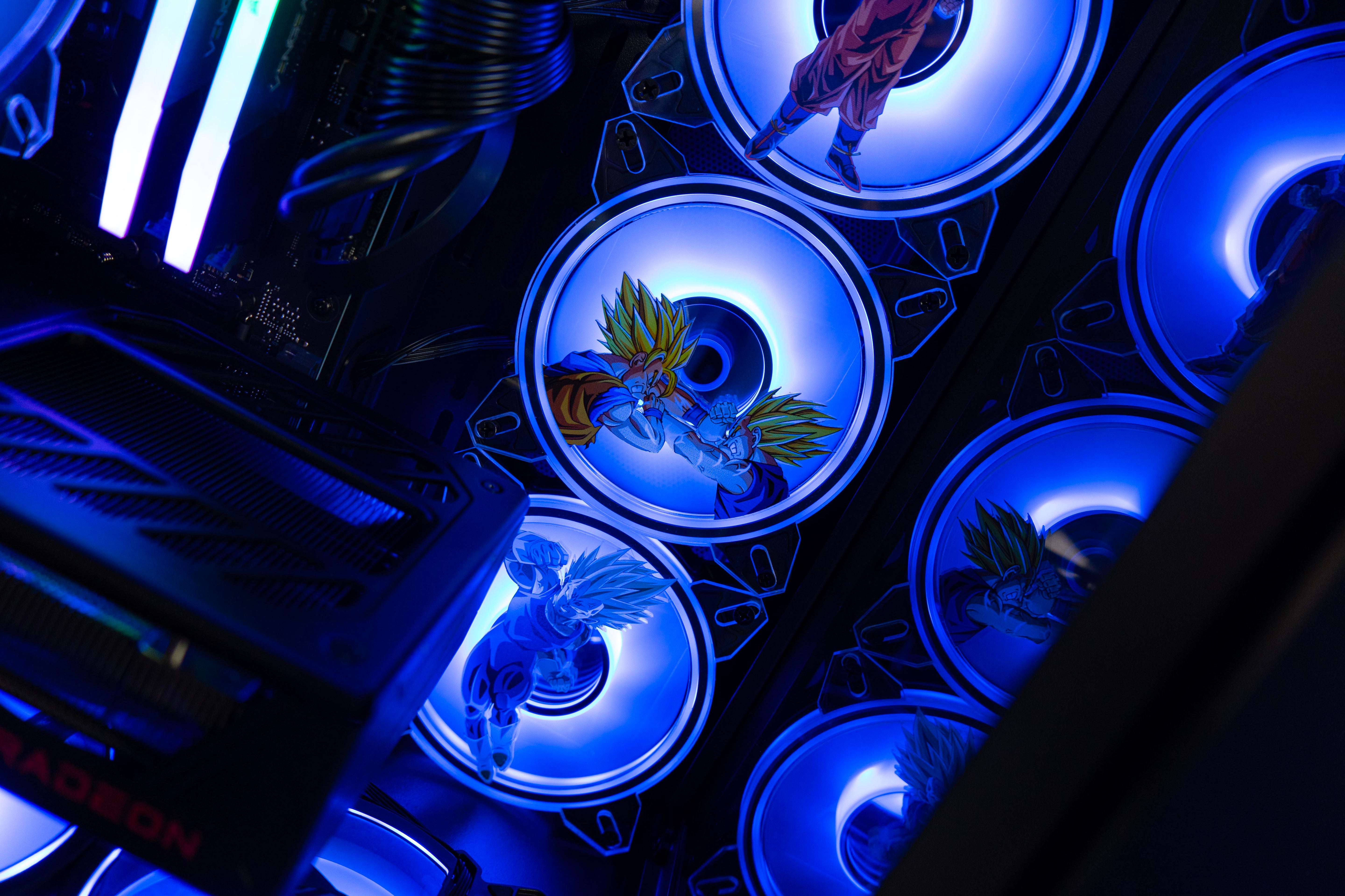 BREUNOR SAYAN EXPRESS - PC Gaming Intel i5 14600K, Rtx 5070 12GB, Ram 32GB 6000MHz DDR5 , SSD NVMe 1000GB, Dissipatore a Liquido 360mm, W11