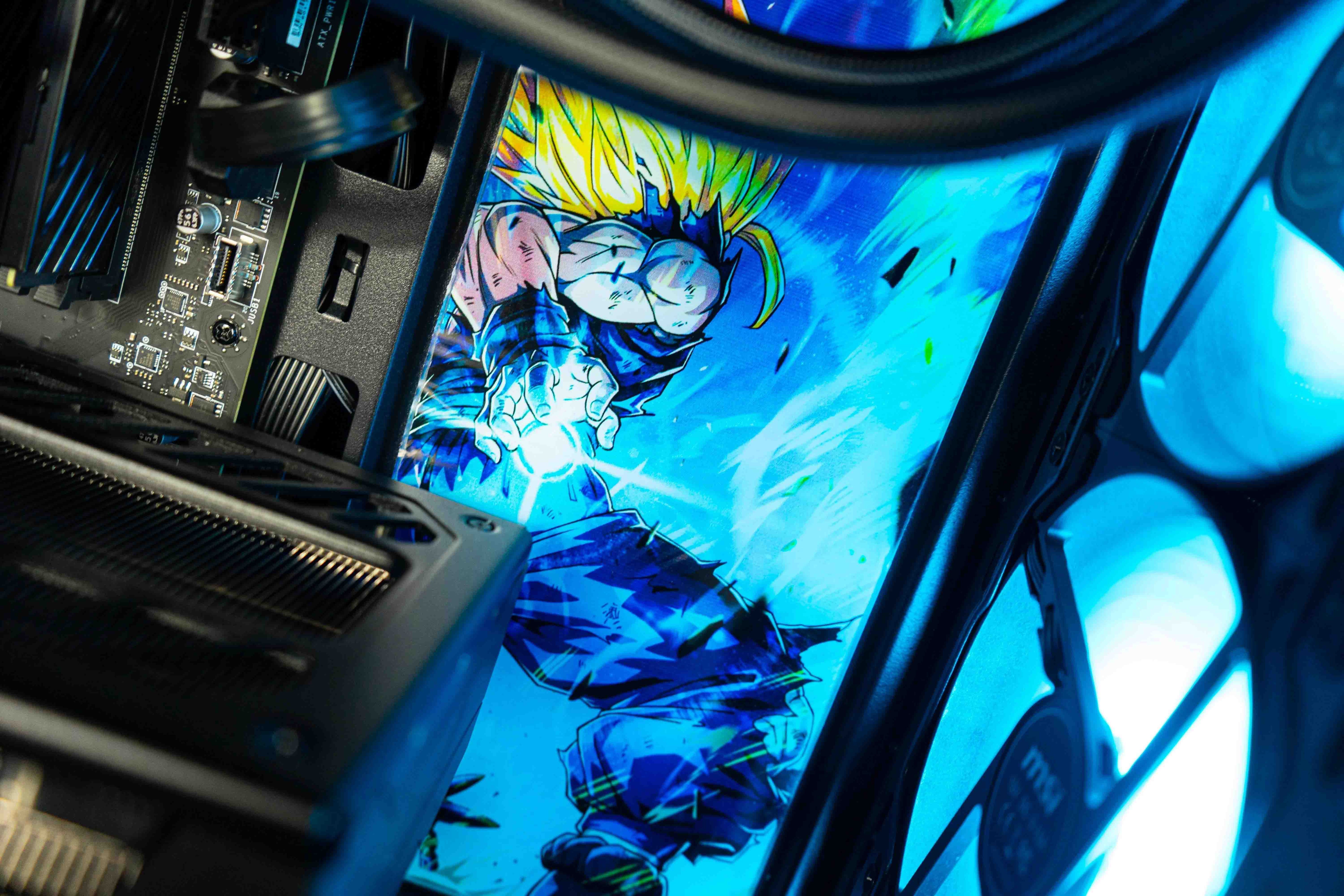 BREUNOR GOHAN V1 - PC Gaming Intel i7 14700K, RX 9070XT 16GB, RAM 32GB DDr5 , SSD 1TB NVMe, AIO 360mm LCD, Windows 11 PRO